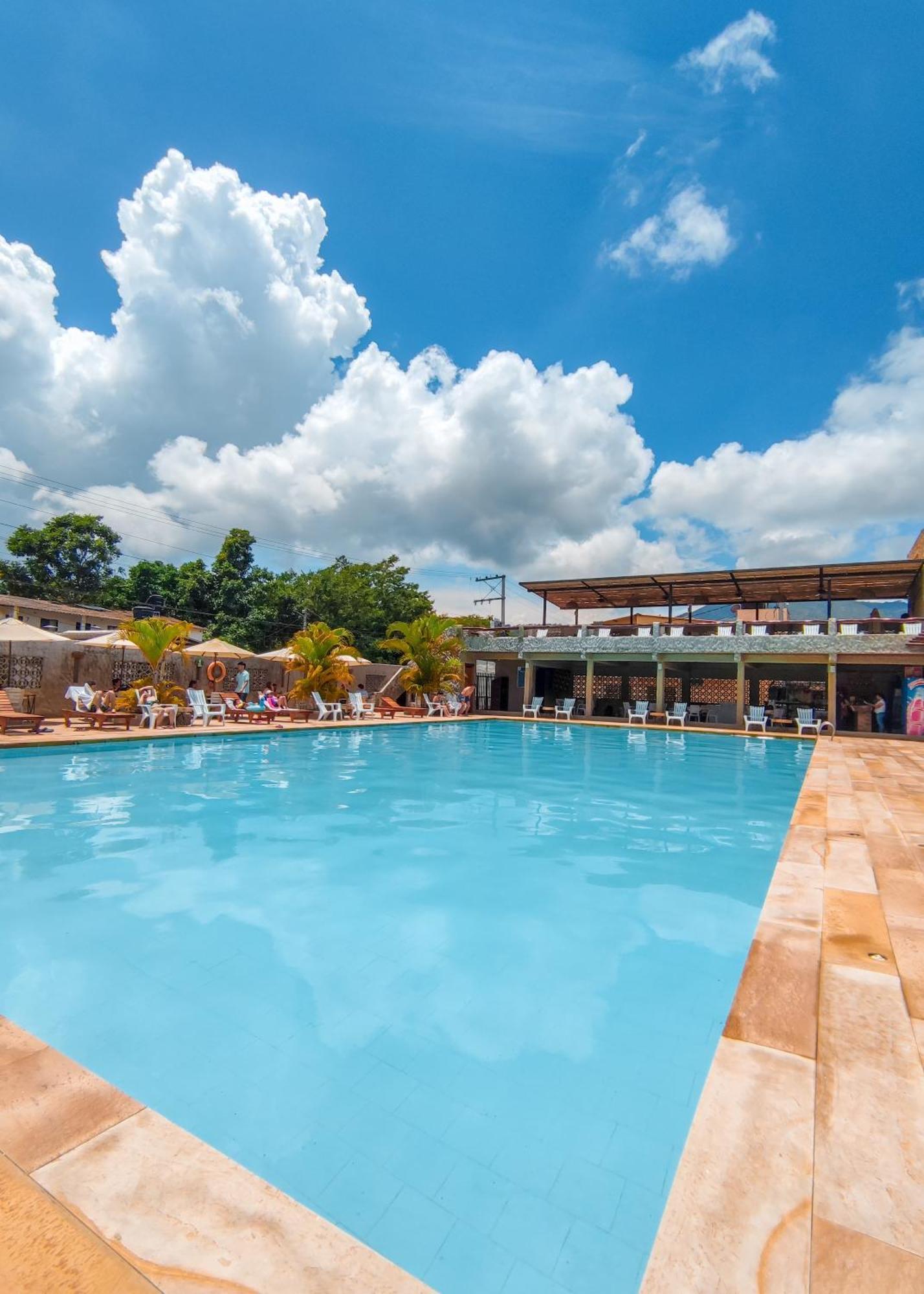 La Rosa Nautica Hostel グアドゥアス エクステリア 写真