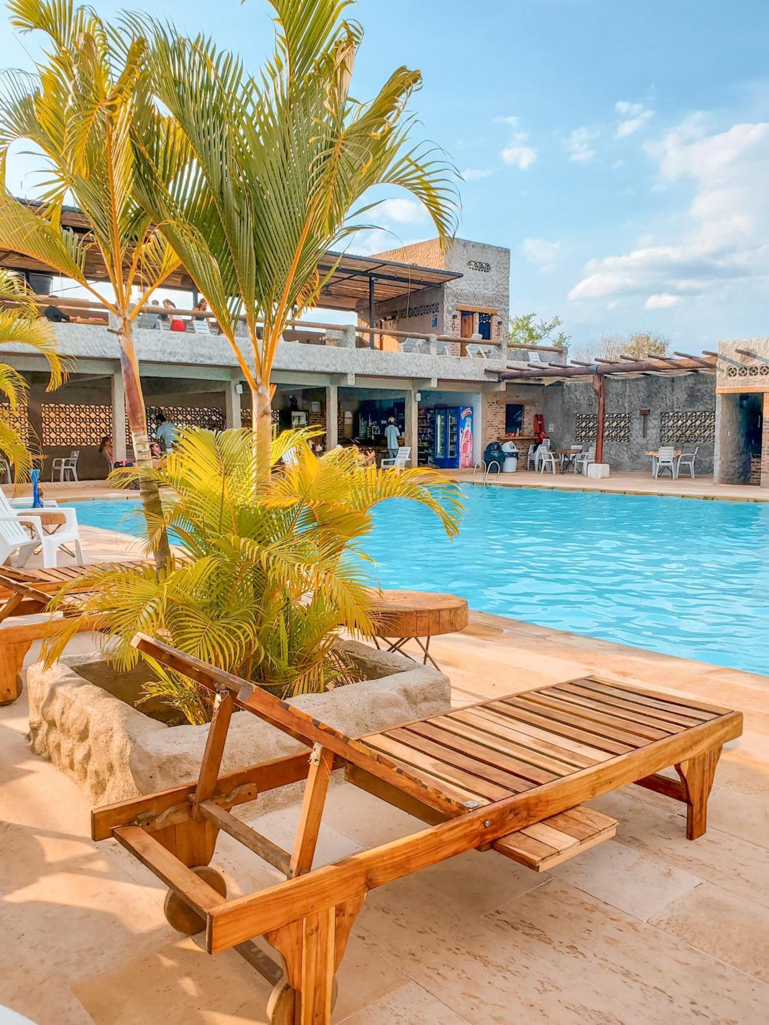 La Rosa Nautica Hostel グアドゥアス エクステリア 写真