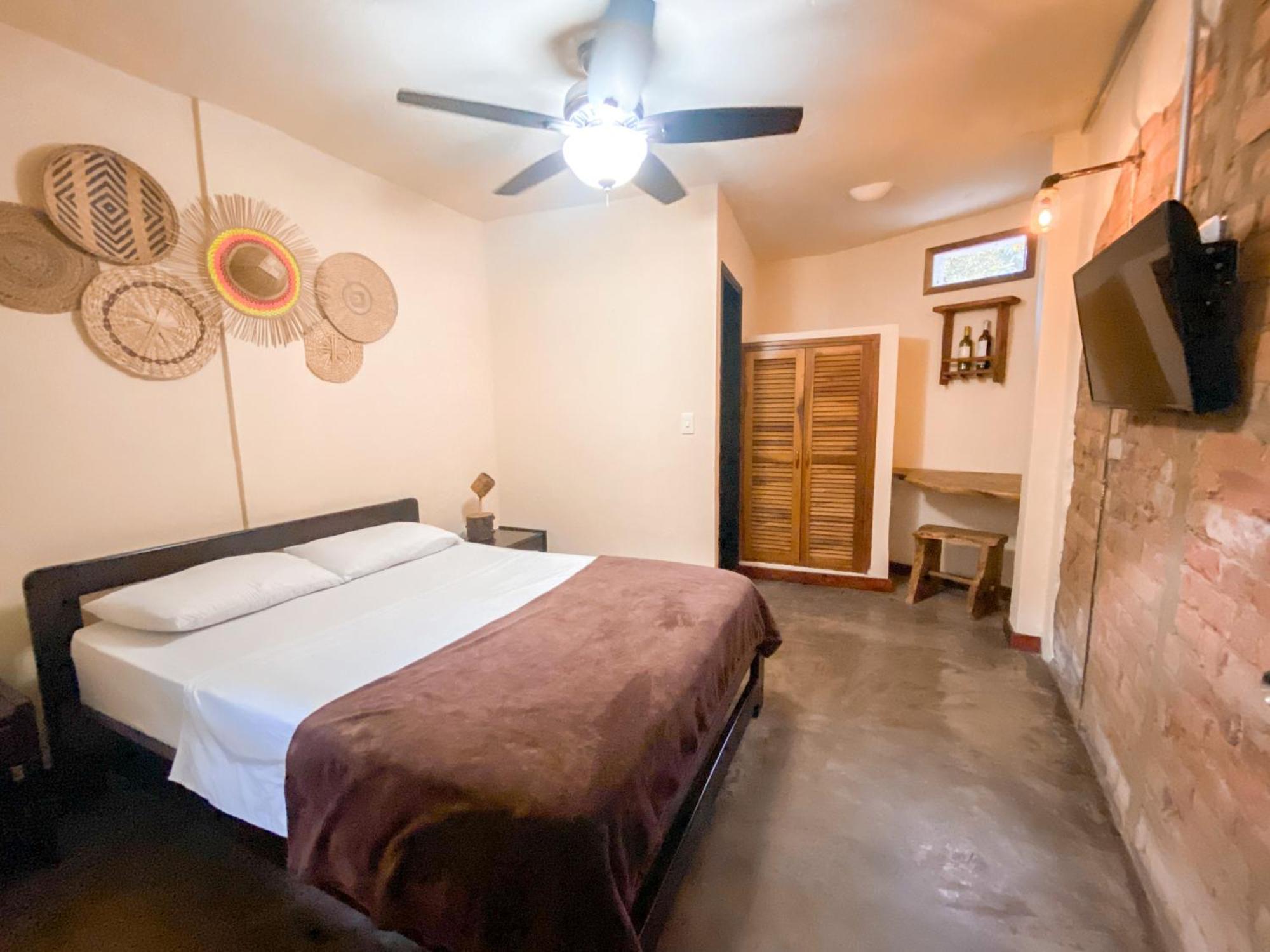 La Rosa Nautica Hostel グアドゥアス エクステリア 写真