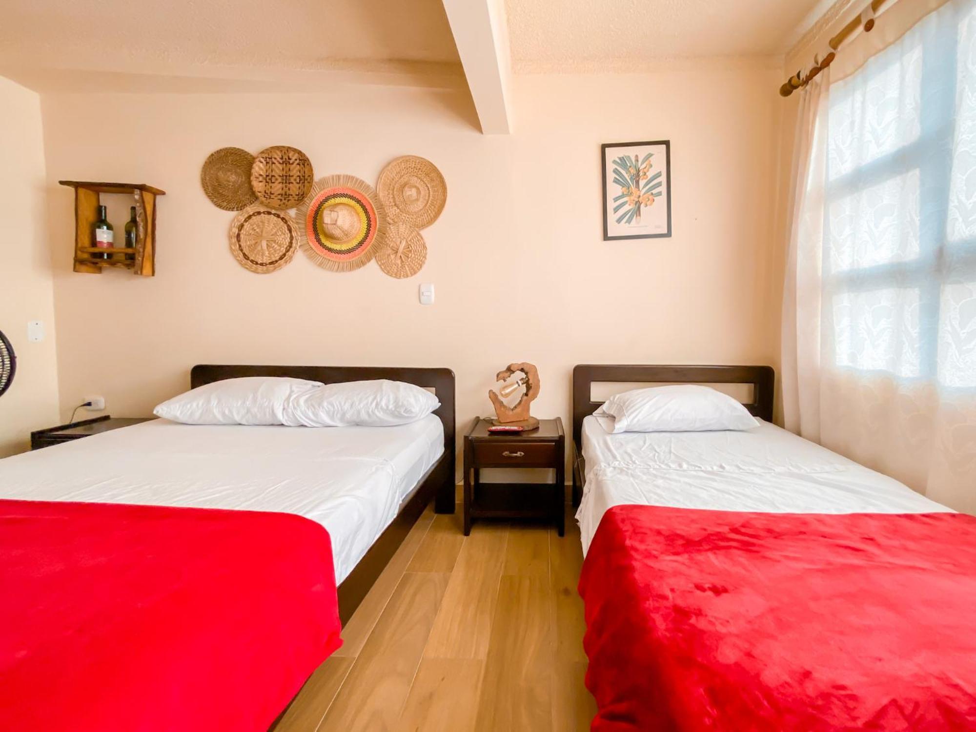 La Rosa Nautica Hostel グアドゥアス エクステリア 写真