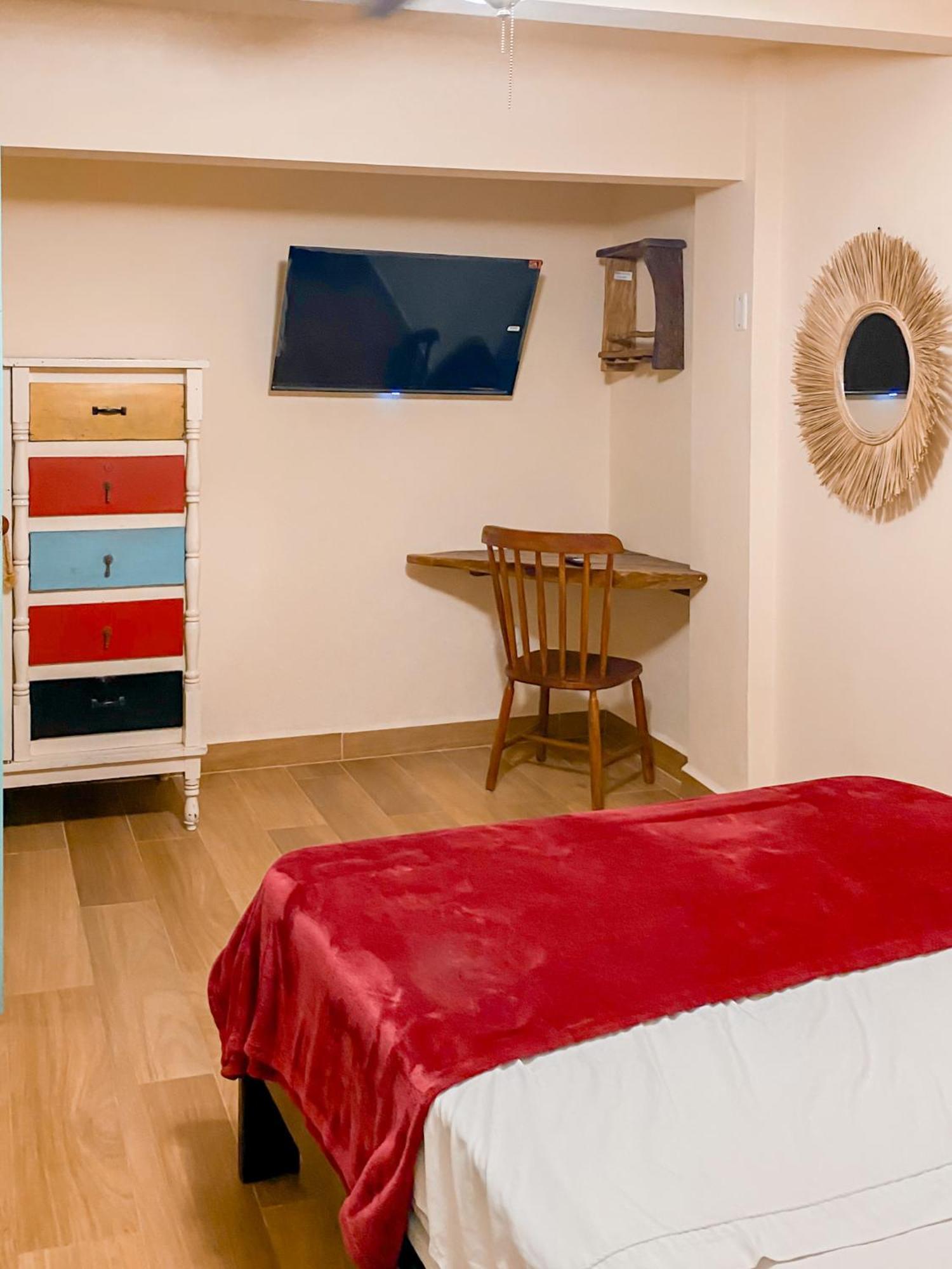 La Rosa Nautica Hostel グアドゥアス 部屋 写真