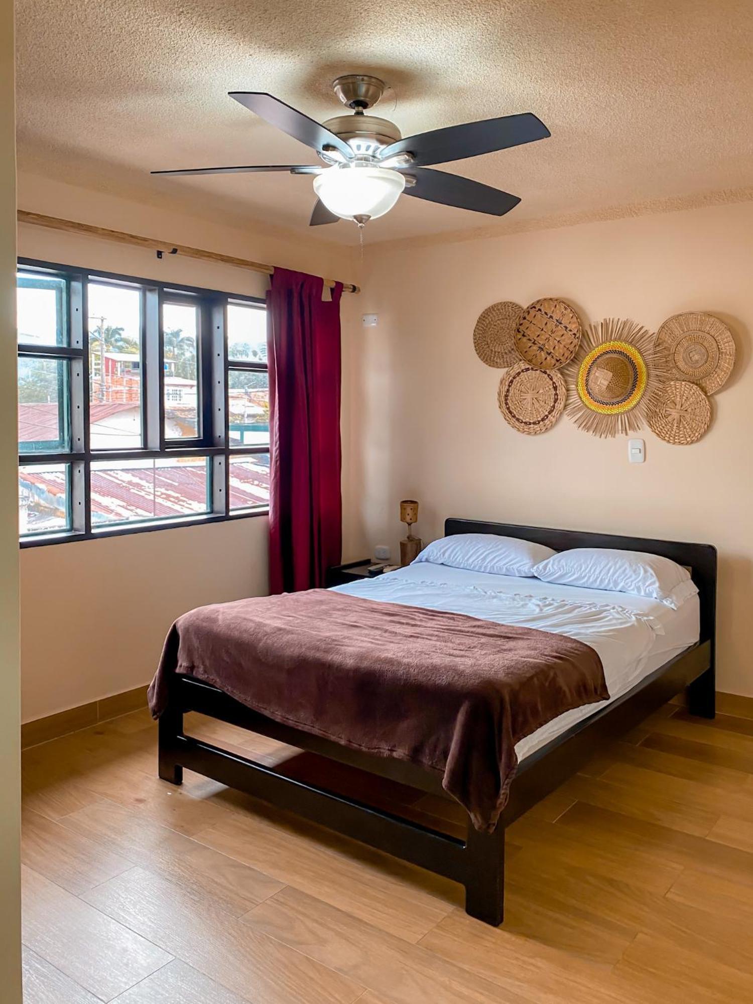 La Rosa Nautica Hostel グアドゥアス 部屋 写真