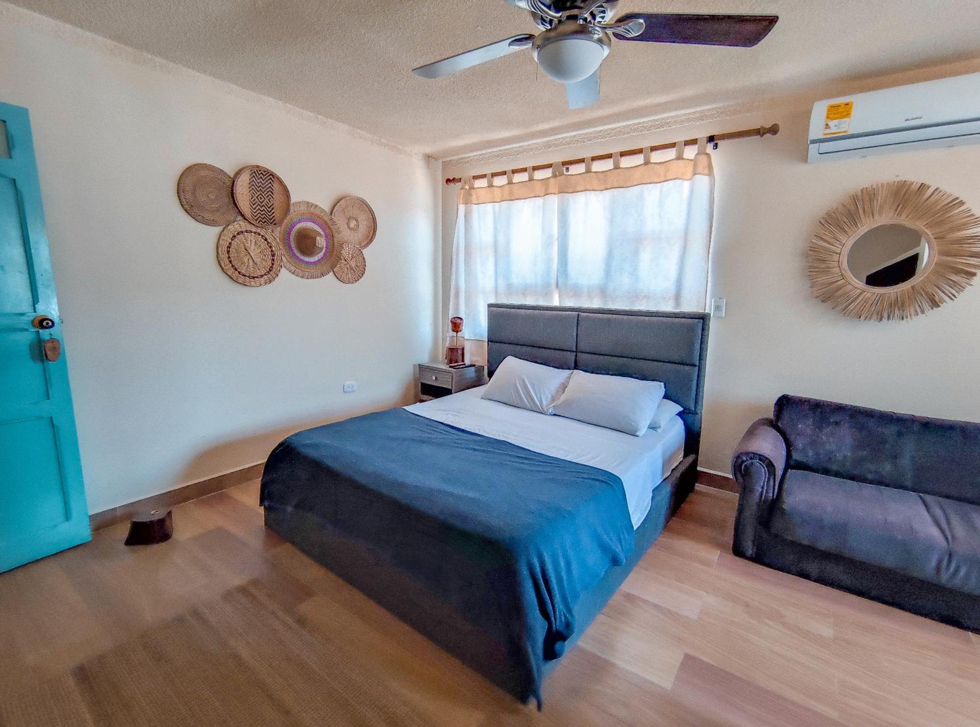 La Rosa Nautica Hostel グアドゥアス エクステリア 写真