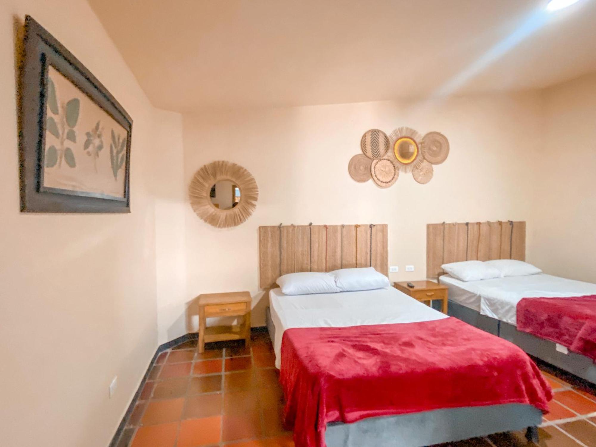La Rosa Nautica Hostel グアドゥアス 部屋 写真